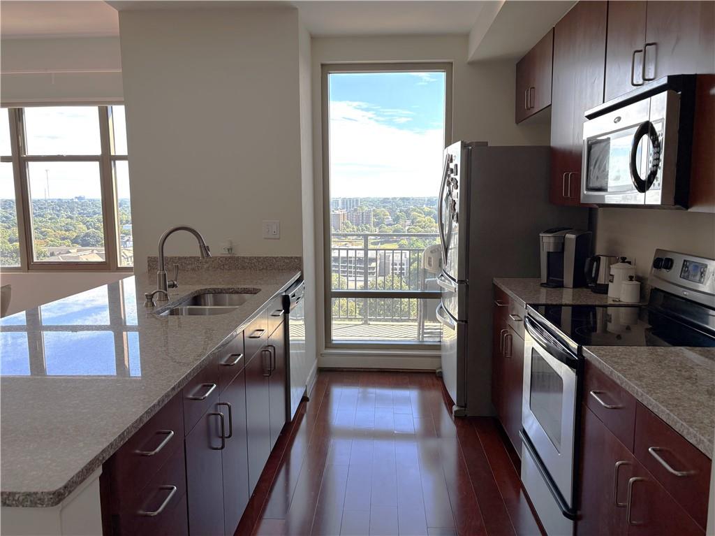 565 Peachtree Street NE 1511
