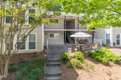 Condo For Sale - 1103 Lake Pointe Circle<br/> Roswell, GA 30075