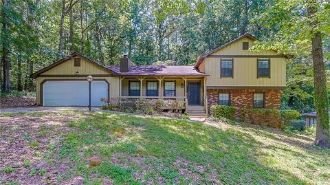 Photo of 416 Pineburr Lane, Stone Mountain, GA 30087 (MLS # 7610568)
