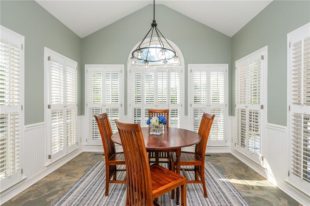 565 Trotters Ridge, Roswell, GA, 30075 565 Trotters Ridge