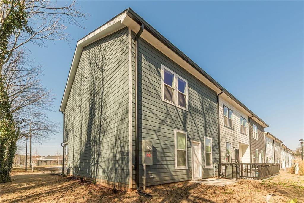 4011 Redan Road 10