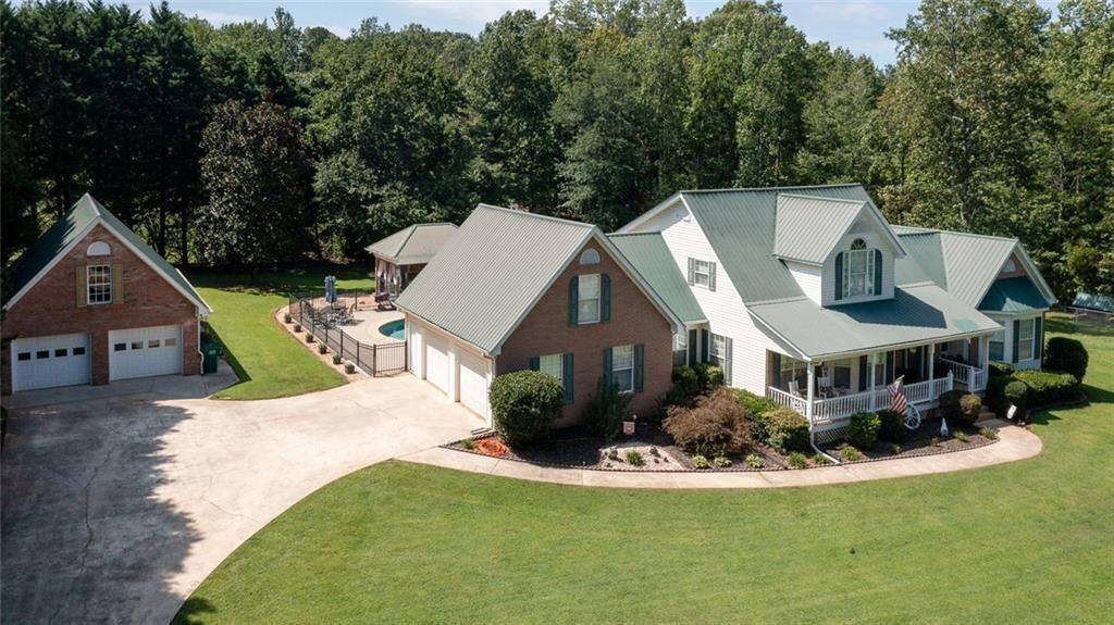 237 Highway 136 W