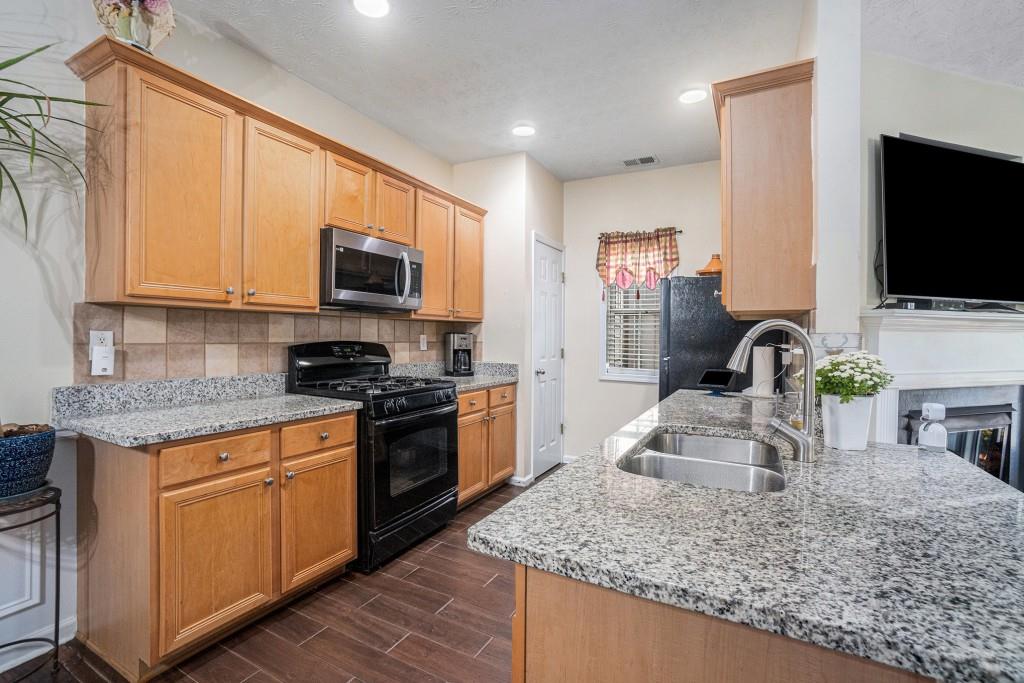 771 Nehemiah Lane SW