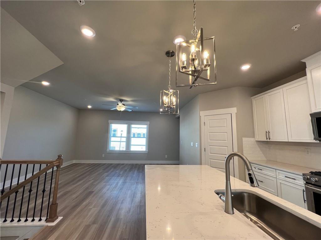 The Ridgewalk Landing - Residential Lease