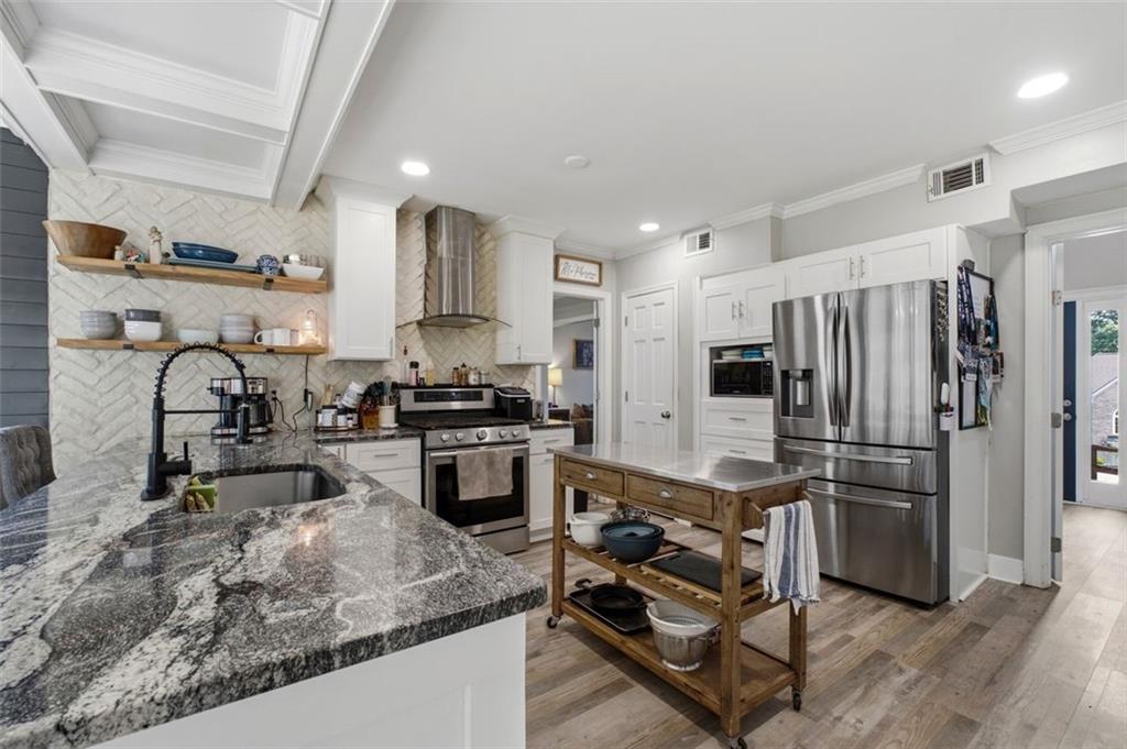 5841 Brookstone Overlook NW