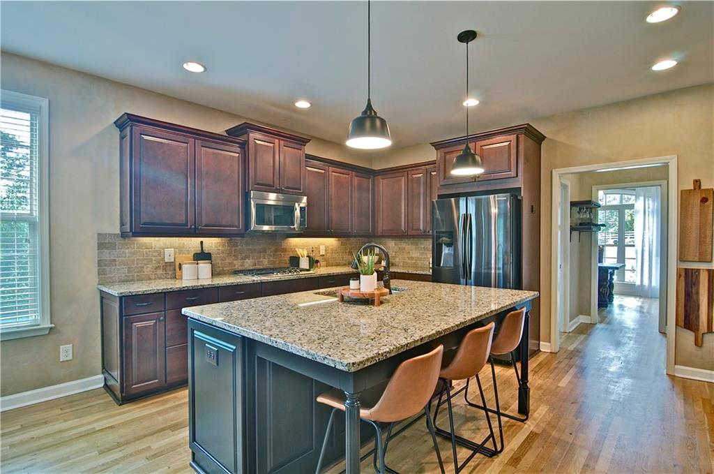 1161 ROCKMANN Terrace SW