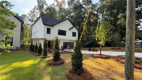 Homes For Sale - 5028 Hidden Branch Drive<br/> Buford, GA 30518