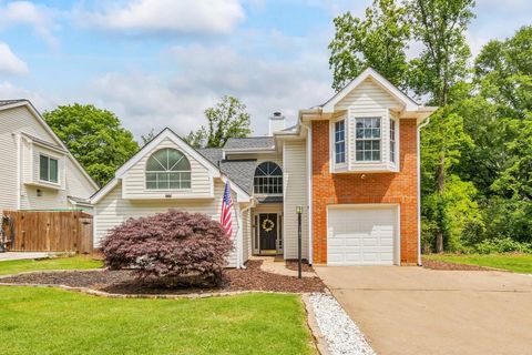 Homes For Sale - 888 Halston Court<br/> Marietta, GA 30062