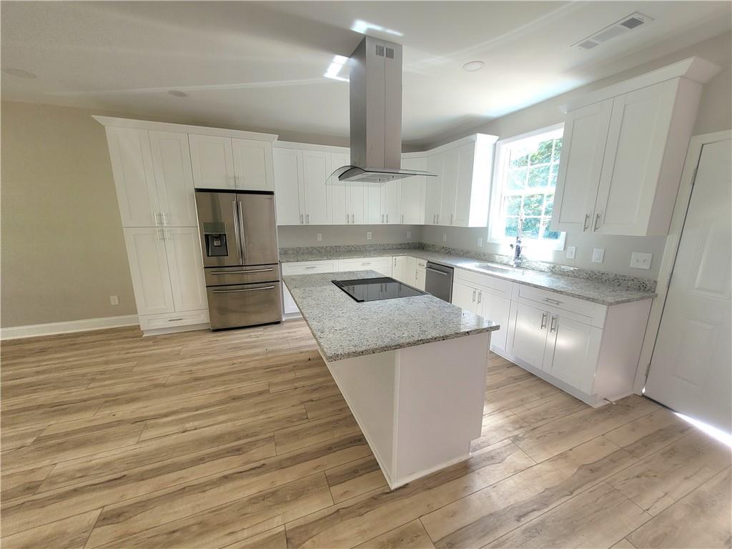 7241 GRAYSON Drive