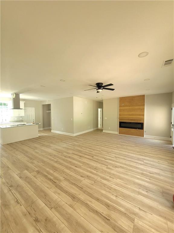 7241 GRAYSON Drive