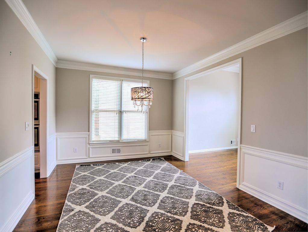 NORTHAMPTON - Residential