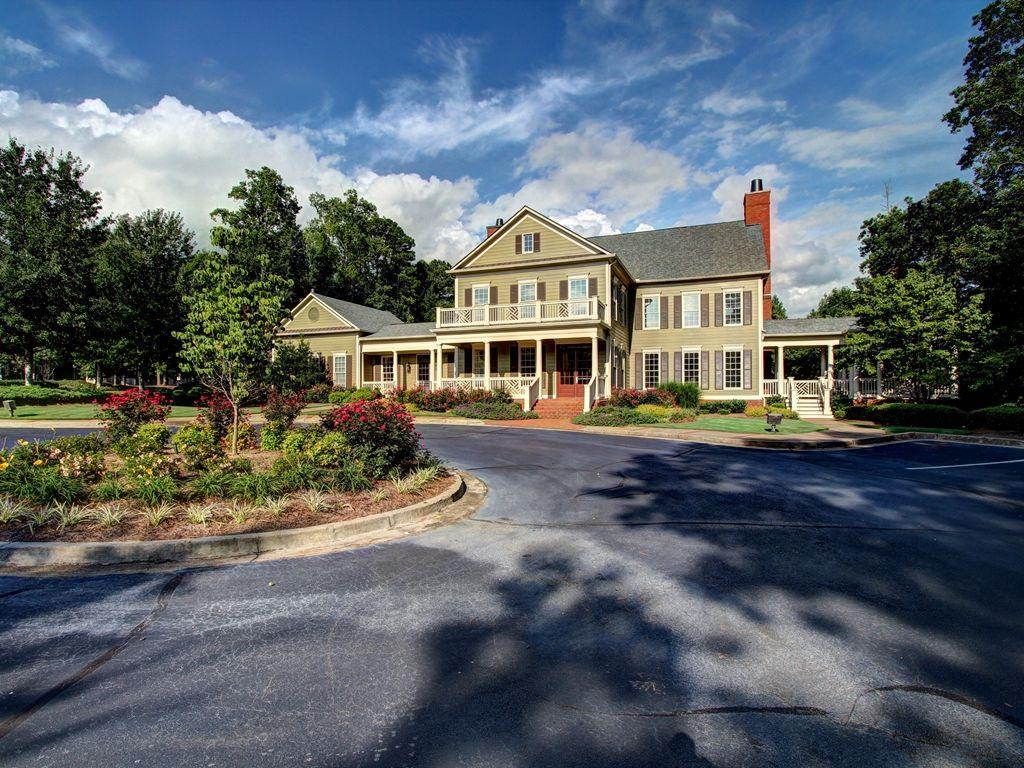 NORTHAMPTON - Residential