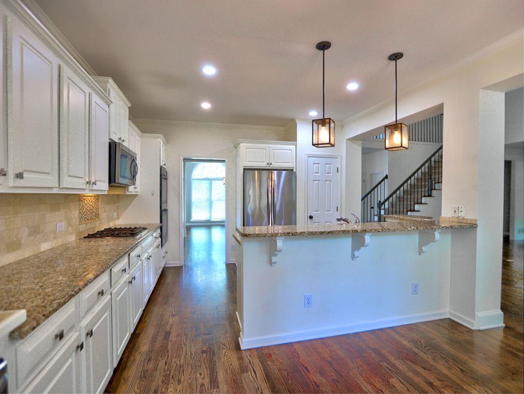 NORTHAMPTON - Residential