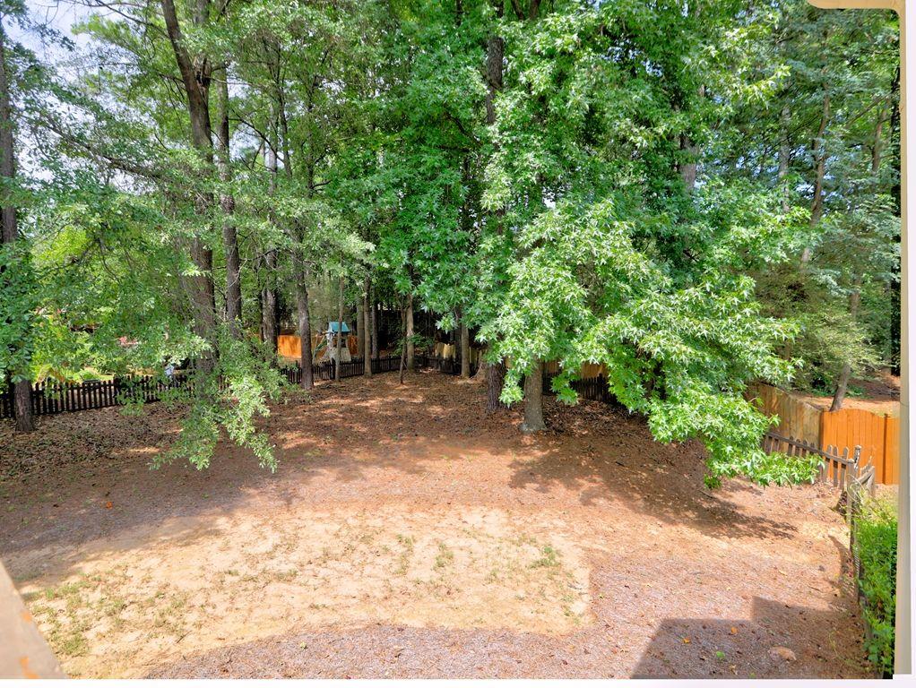 NORTHAMPTON - Residential