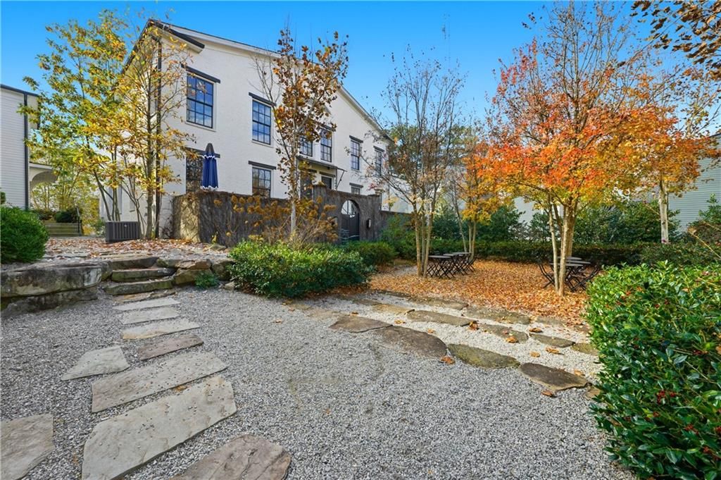 Photo of 2061 Telfair Circle NE, Atlanta, GA 30324 (MLS # 7684668)