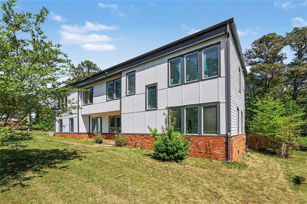 2688 Columbia Drive