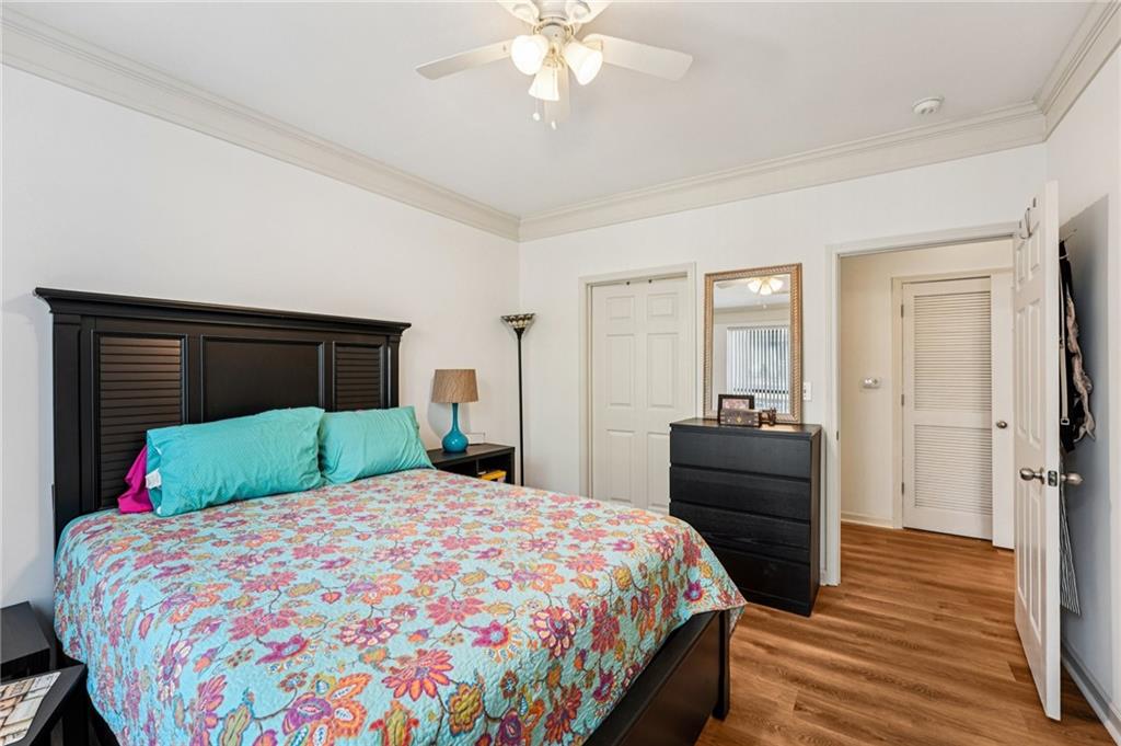 400 17th Street 2212