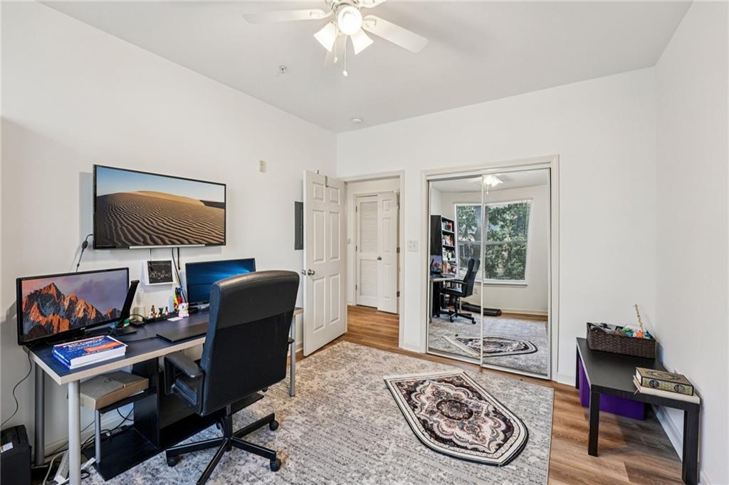 400 17th Street 2212