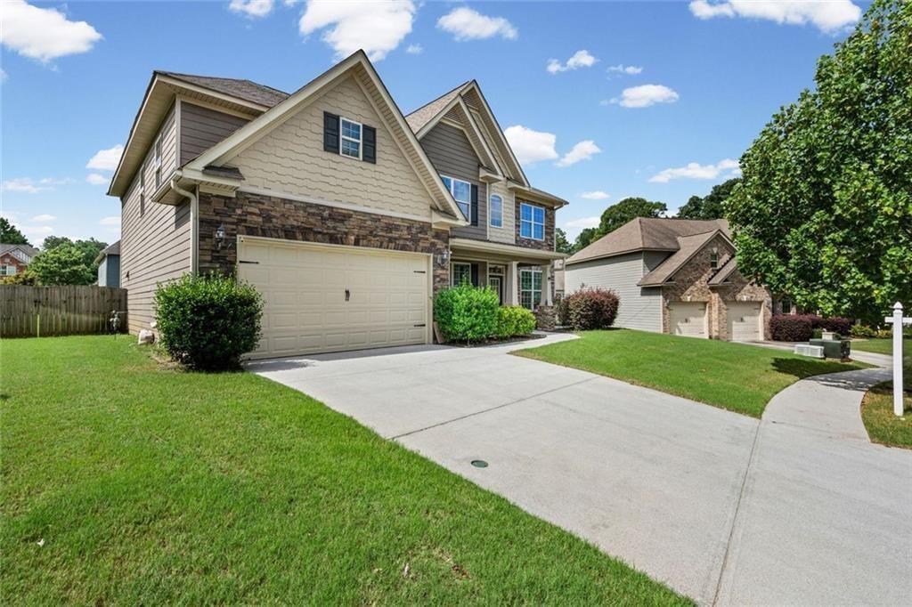1125 Acorn Oak Drive