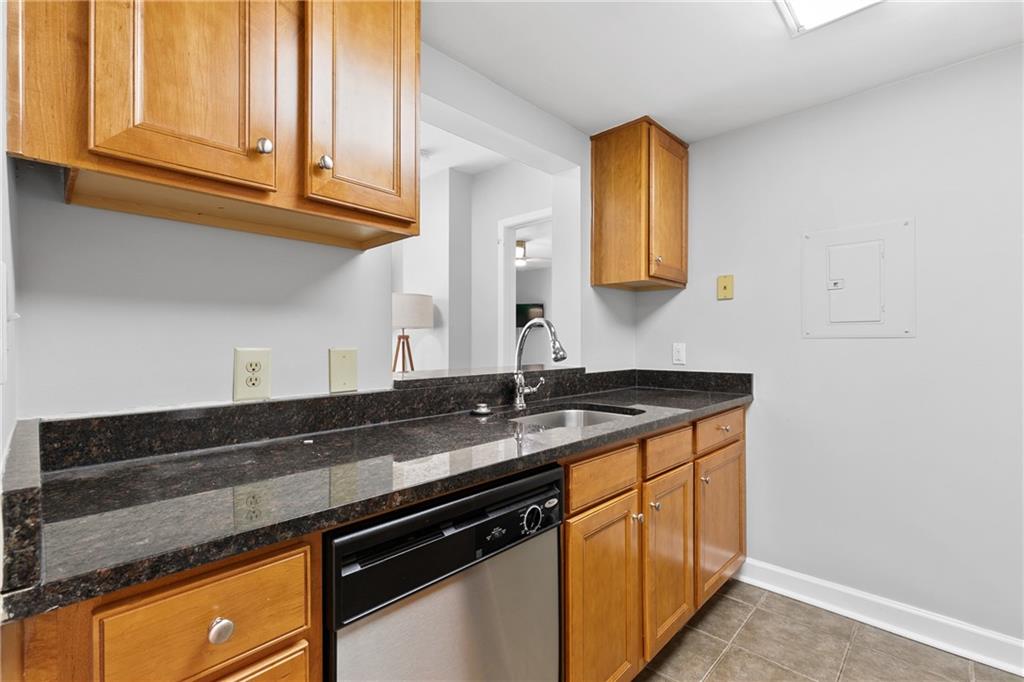 1280 W Peachtree Street NW 1712