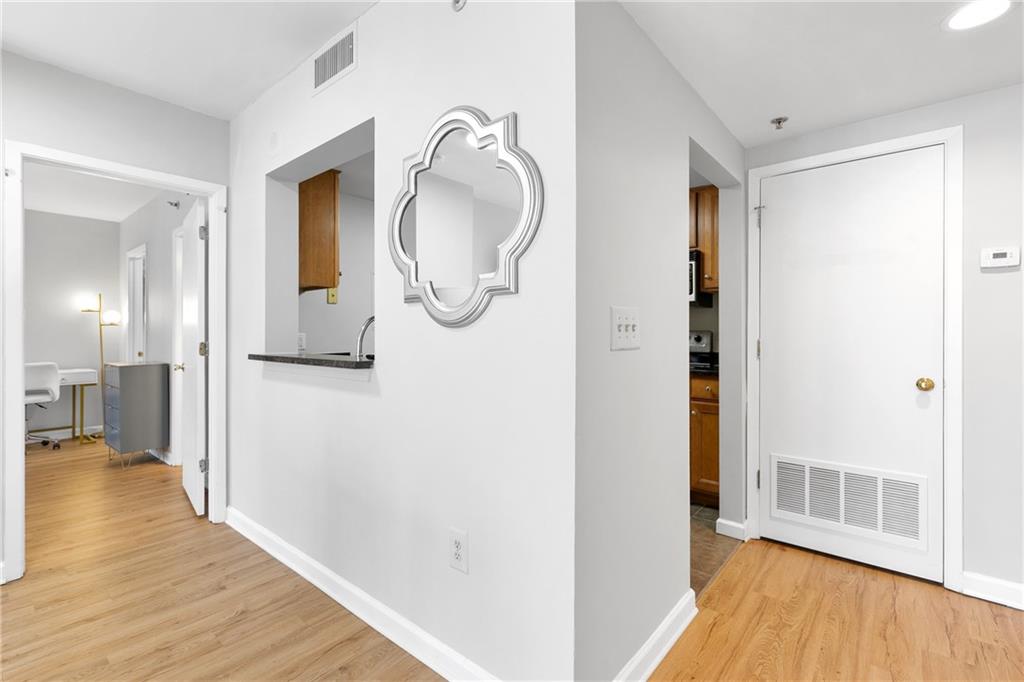 1280 W Peachtree Street NW 1712