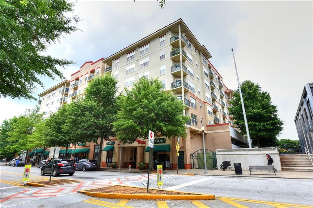 230 E Ponce De Leon Avenue 327