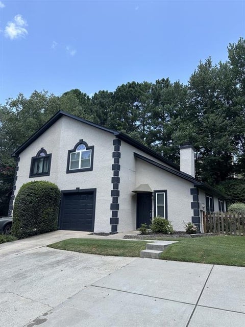 Townhouse For Sale - 4205 Lakes End Drive<br/> Kennesaw, GA 30144