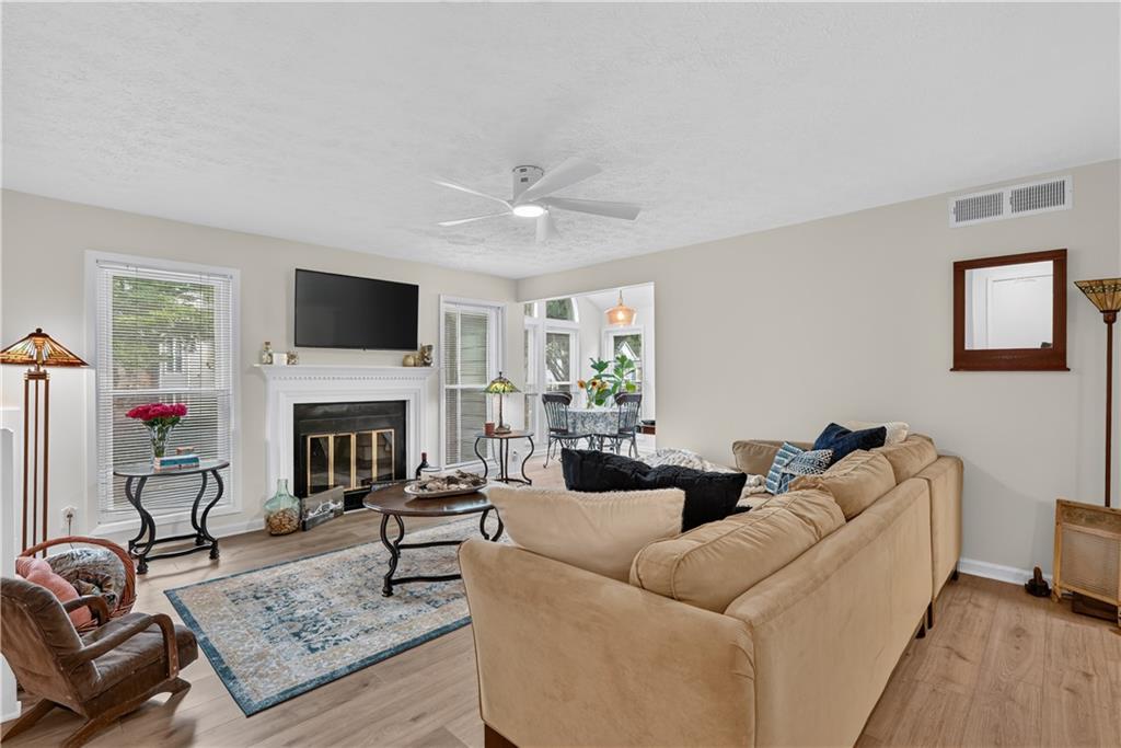 1005 Canyon Point Circle
