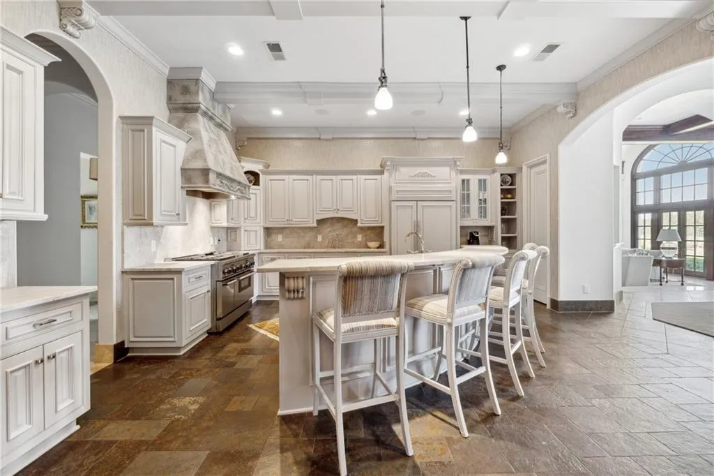 Ball Ground, Georgia 30107, United States, 8 Bedrooms Bedrooms, ,12 BathroomsBathrooms,Residential,Active,39876