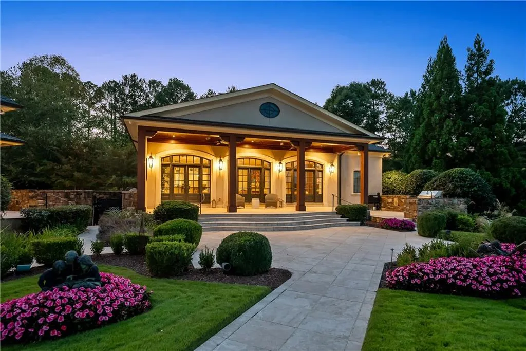 Ball Ground, Georgia 30107, United States, 8 Bedrooms Bedrooms, ,12 BathroomsBathrooms,Residential,Active,39876