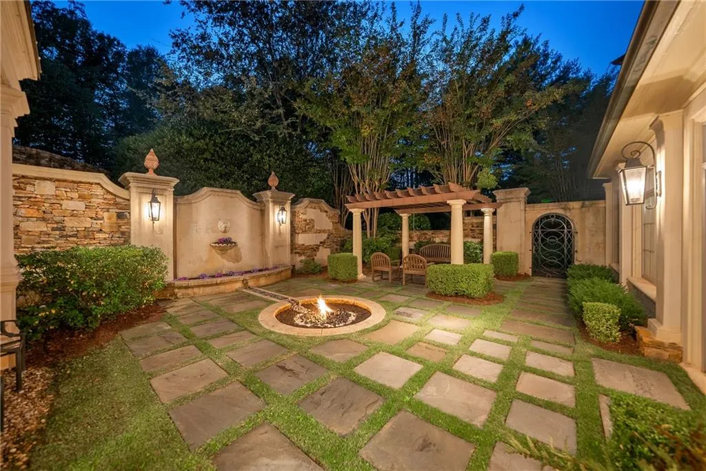 Ball Ground, Georgia 30107, United States, 8 Bedrooms Bedrooms, ,12 BathroomsBathrooms,Residential,Active,39876