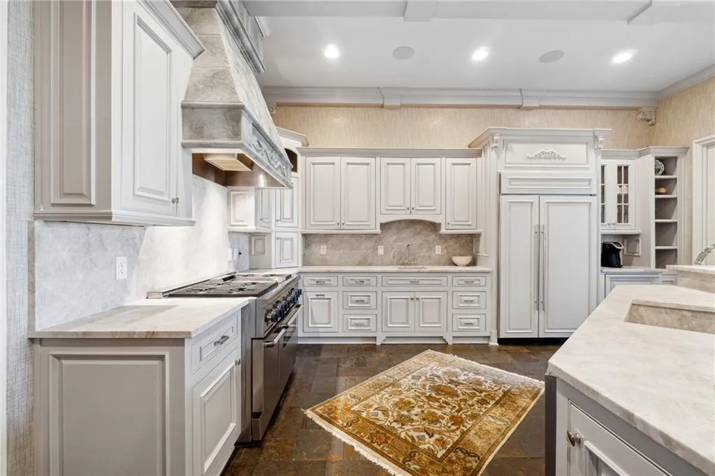 Ball Ground, Georgia 30107, United States, 8 Bedrooms Bedrooms, ,12 BathroomsBathrooms,Residential,Active,39876