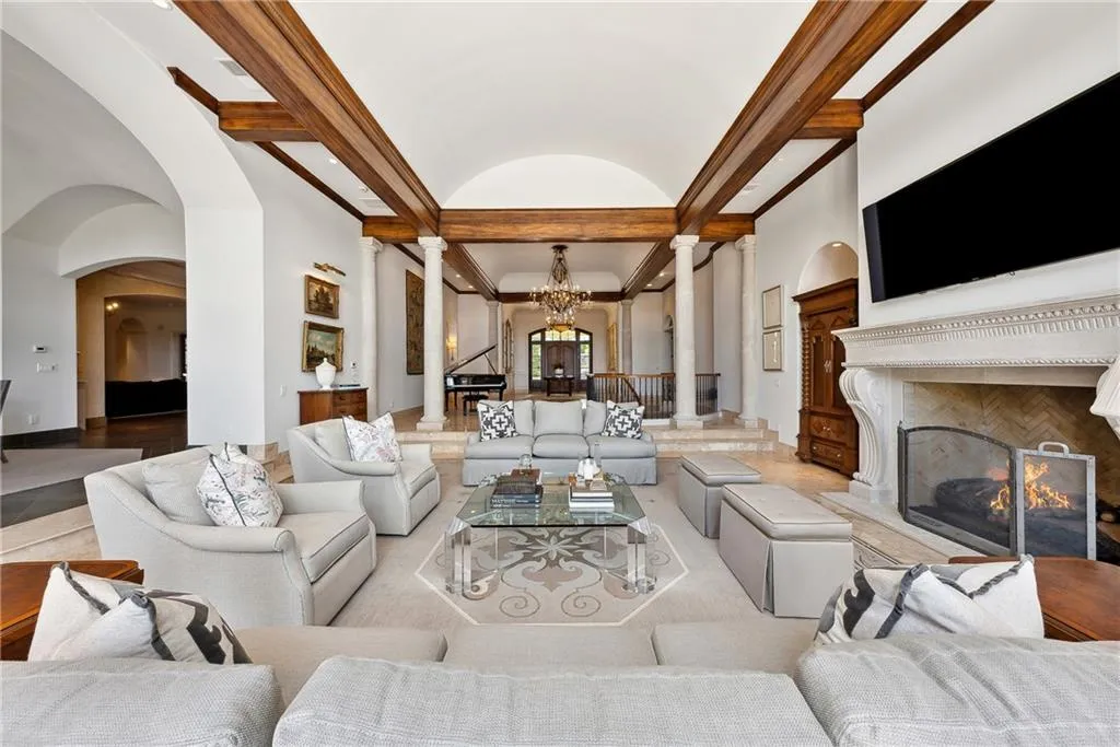 Ball Ground, Georgia 30107, United States, 8 Bedrooms Bedrooms, ,12 BathroomsBathrooms,Residential,Active,39876