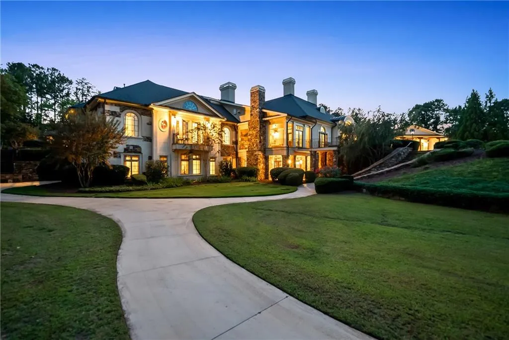 Ball Ground, Georgia 30107, United States, 8 Bedrooms Bedrooms, ,12 BathroomsBathrooms,Residential,Active,39876