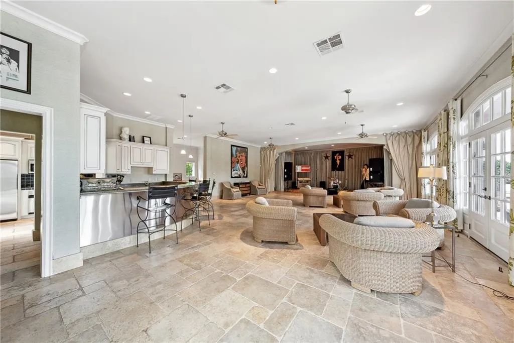 Ball Ground, Georgia 30107, United States, 8 Bedrooms Bedrooms, ,12 BathroomsBathrooms,Residential,Active,39876