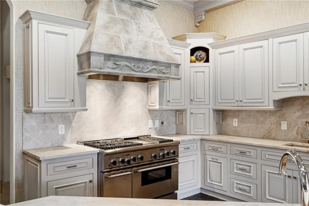 Ball Ground, Georgia 30107, United States, 8 Bedrooms Bedrooms, ,12 BathroomsBathrooms,Residential,Active,39876