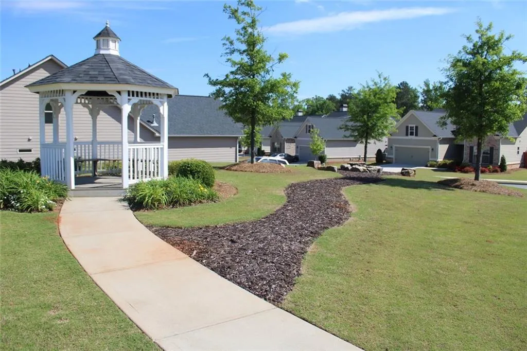 Marietta, Georgia 30060, United States, 4 Bedrooms Bedrooms, ,4 BathroomsBathrooms,Residential,Active,125707