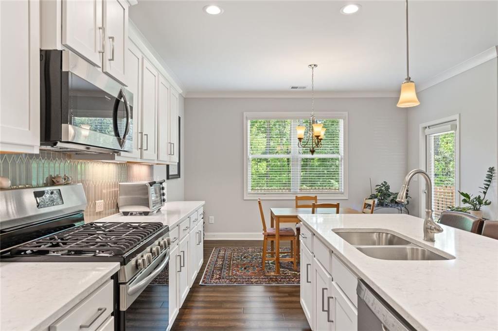 3219 Blackshear Drive, Marietta, Georgia image 13