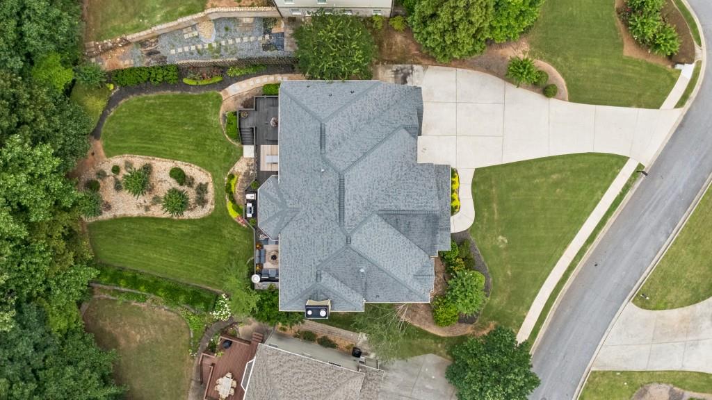 2200 Hollowbrooke Court NW