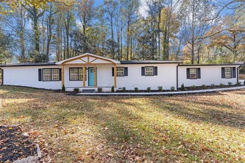 Homes For Sale - 85 N Greenwood Dr Dr<br/> Carrollton, GA 30117