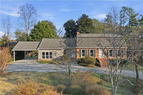 205 Hart Circle Dallas GA 30132