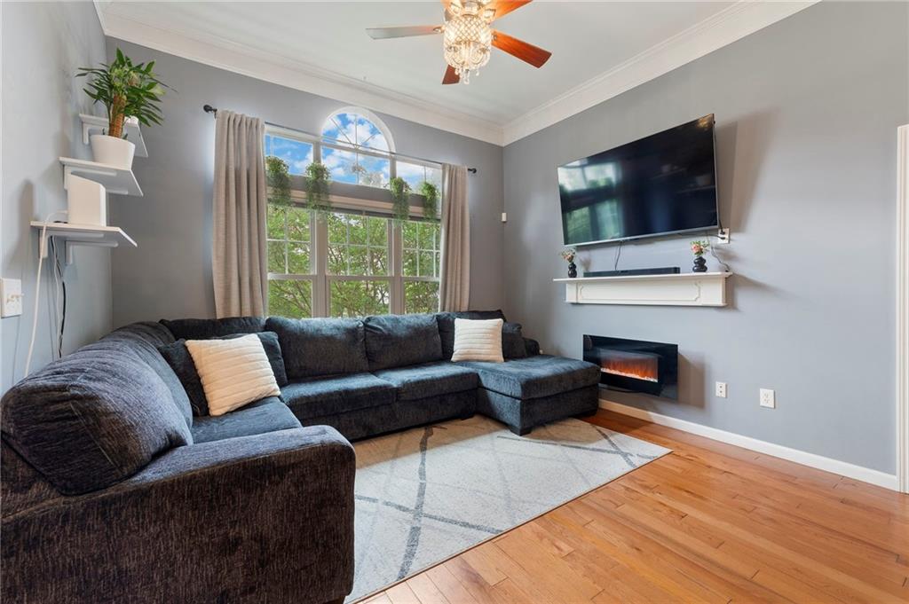 2700 Pine Tree Road NE 2314