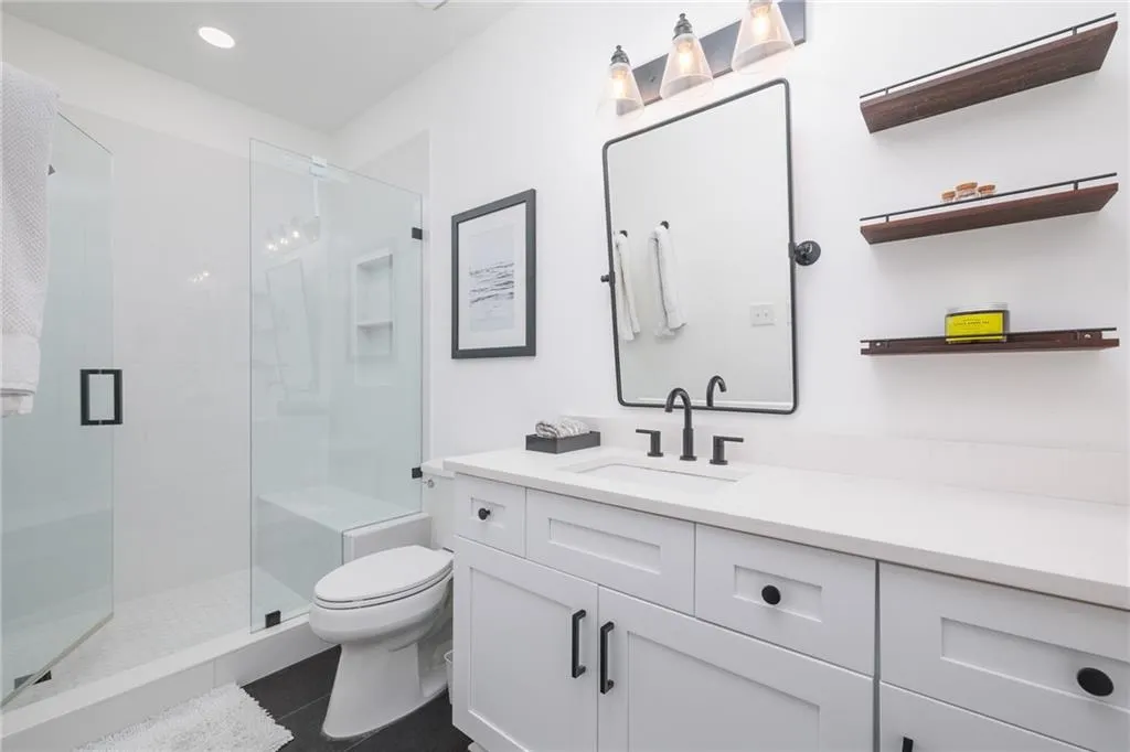 Atlanta, Georgia 30306, United States, 1 Bedroom Bedrooms, ,1 BathroomBathrooms,Residential,Pending,12882