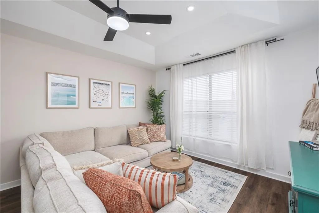 Atlanta, Georgia 30306, United States, 1 Bedroom Bedrooms, ,1 BathroomBathrooms,Residential,Pending,12882