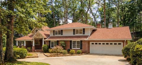 2686 Parkview Drive NE Atlanta GA 30345