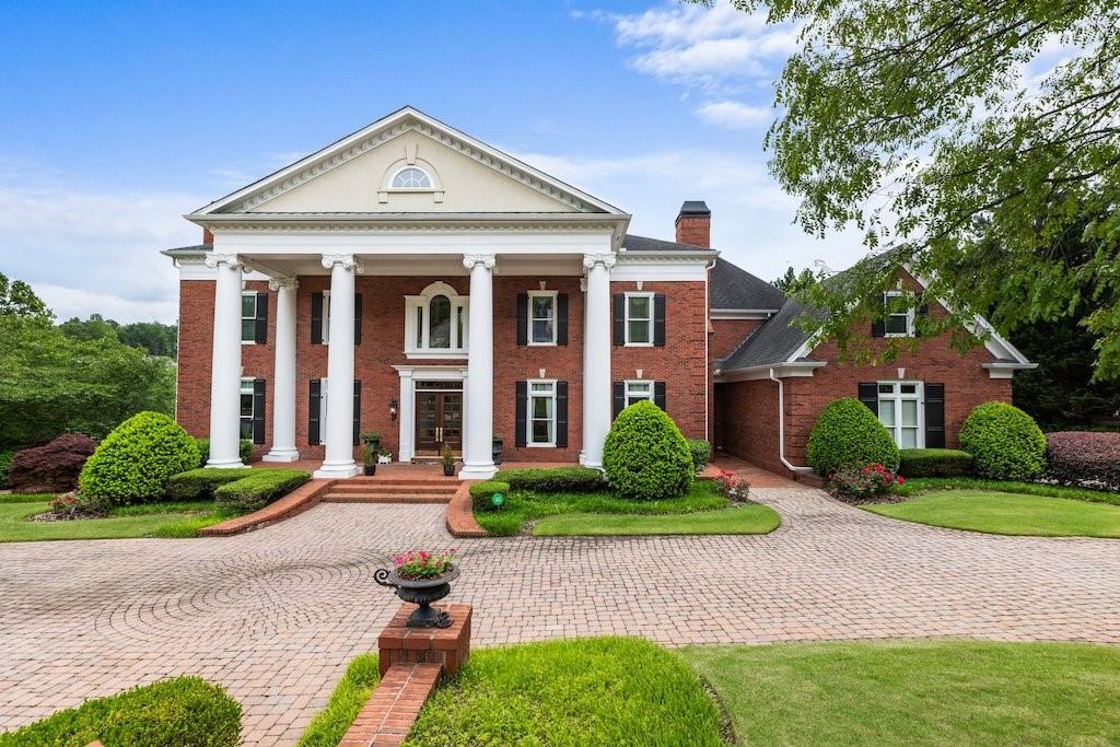 1075 Carnoustie Lane