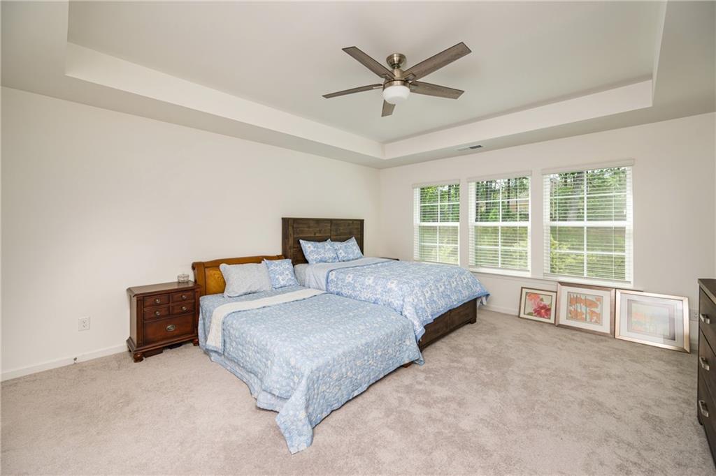 668 Isom Walk, Suwanee, Georgia image 12