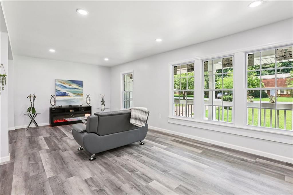 BEVERLY HILLS - Residential