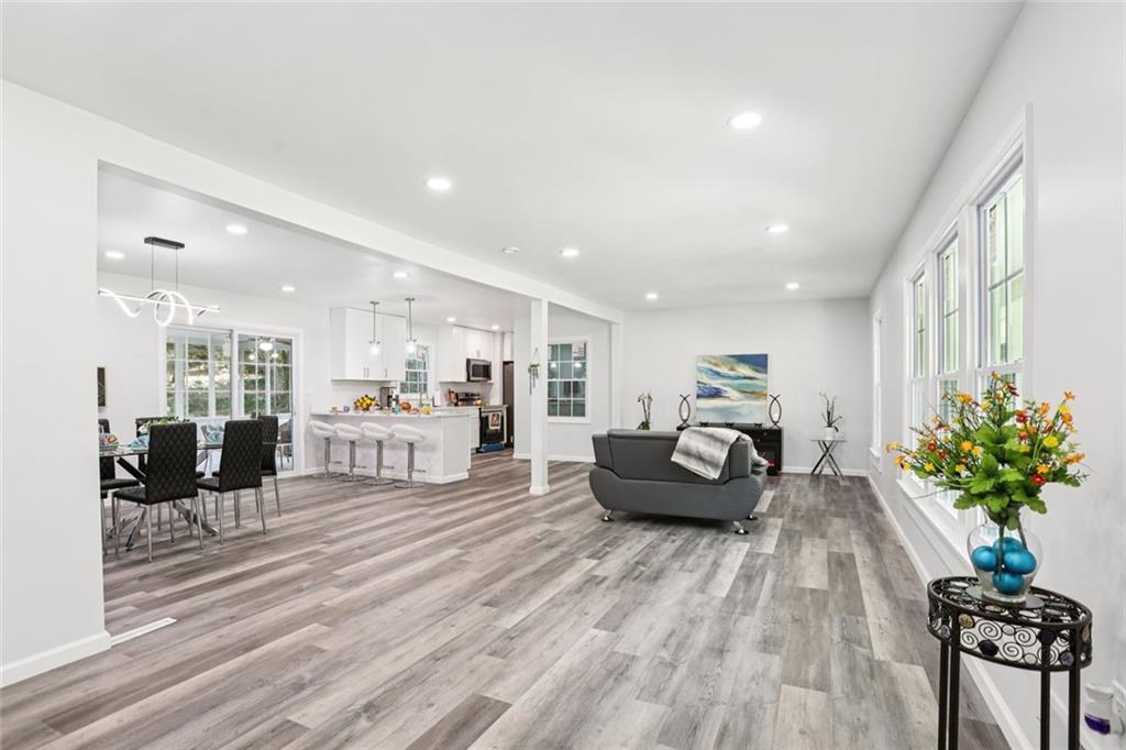 BEVERLY HILLS - Residential