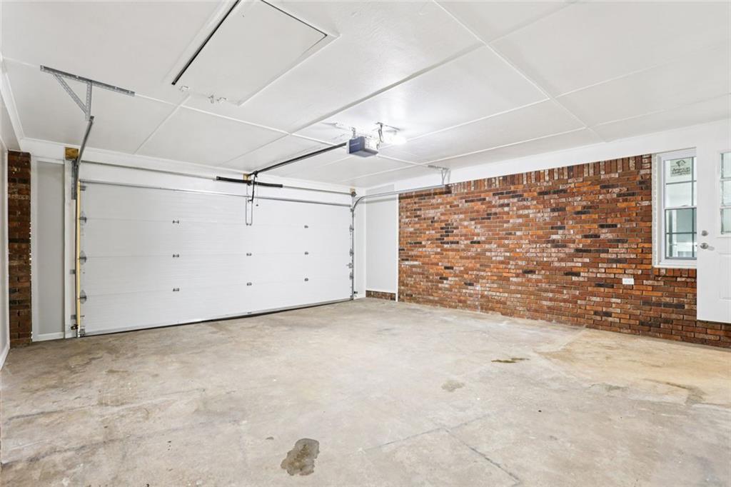 BEVERLY HILLS - Residential